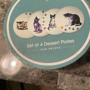 Paw Prints Cat Dessert Plates Set